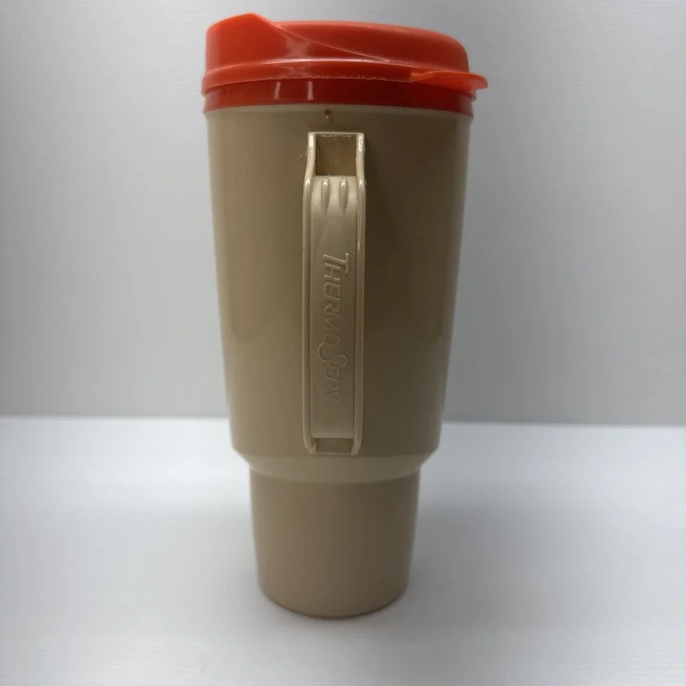 VINTAGE THERMO-SERV BILL MILLER BAR-B-Q TEXAS TEA BUCKET 34 OZ TRAVEL COFFEE MUG